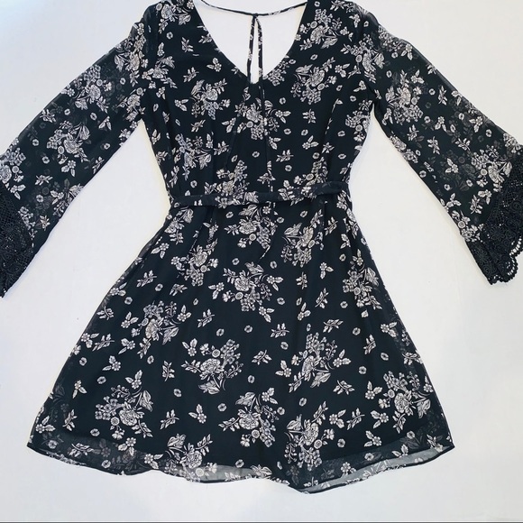 A. Byer Shift Dress Floral 3/4 Sleeve Navy Blue & White - Picture 7 of 7